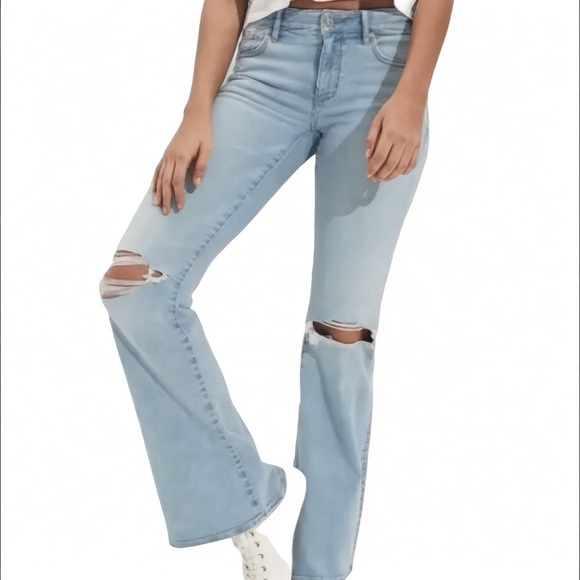 American Eagle Outfitters Denim - American Eagle Low Rise Flare Jeans Sz 12 Light Wash Casual Blue Boho Hippie